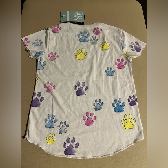 Chaser White T-shirt with Love puppies and colorful paw prints size 6 NWT - Picture 2 of 3